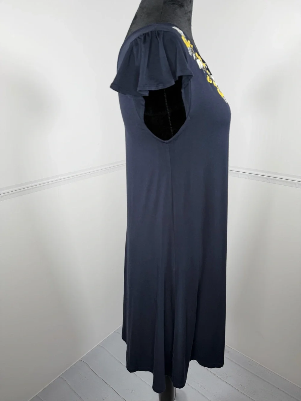 LOFT Navy Embroidered Floral Swing Dress Size XS - Picture 3 of 6
